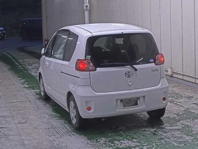 TOYOTA PORTE