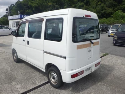DAIHATSU HIJET VAN