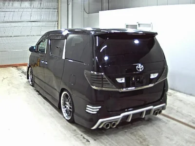 TOYOTA VELLFIRE