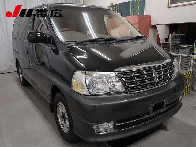 Toyota Granvia  с аукциона в Японии