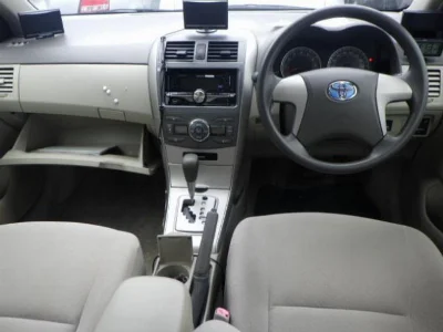 TOYOTA COROLLA AXIO