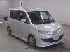 MITSUBISHI DELICA D2