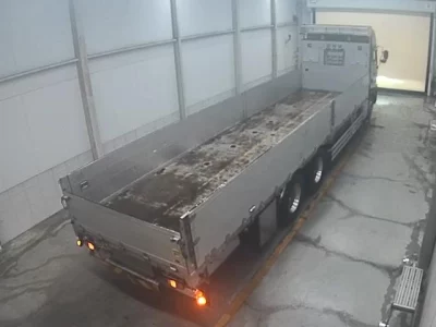 NISSAN UD
