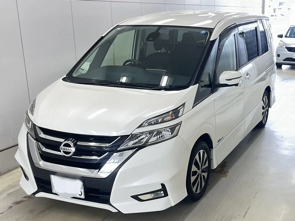 Nissan Serena 2017