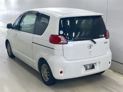 TOYOTA PORTE