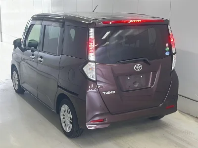 TOYOTA TANK