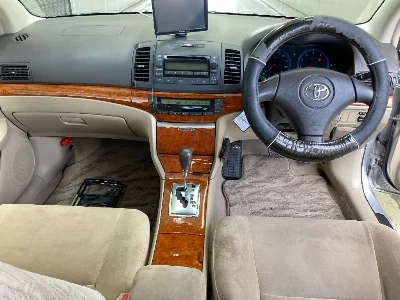 TOYOTA PREMIO