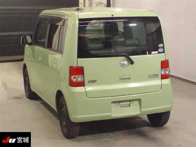 DAIHATSU MOVE CONTE