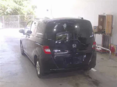HONDA FREED SPIKE