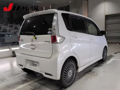 MITSUBISHI EK CUSTOM