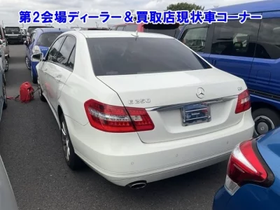 MERCEDES BENZ E CLASS