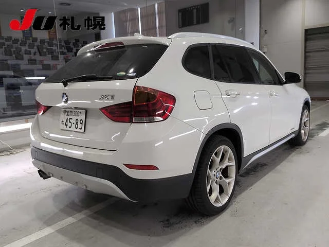 BMW X1  с аукциона в Японии