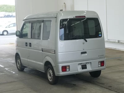 Статистика аукционов Suzuki Every