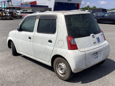 DAIHATSU ESSE