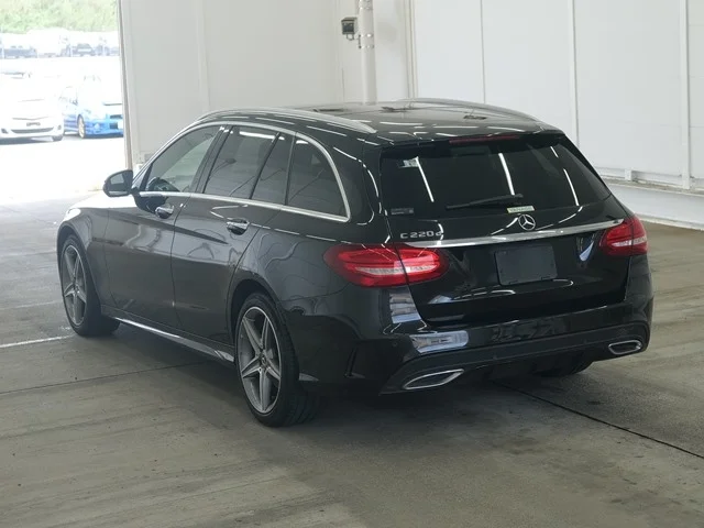 Mercedes-Benz C-Class  с аукциона в Японии