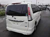 Цена авто Nissan Serena с аукционов Японии, номер кузова FNC26, пробег 116 000, оценка 8