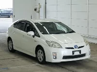 Цена авто Toyota Prius с аукционов Японии, номер кузова ZVW30, пробег 135 000, оценка 2