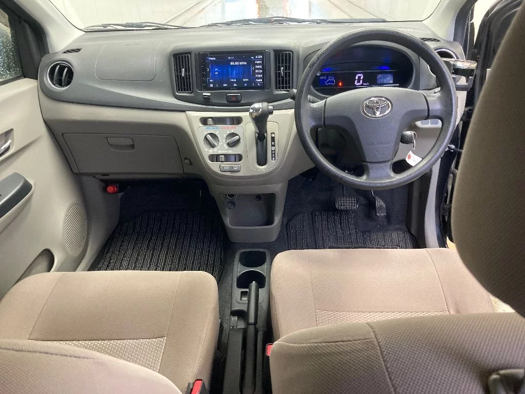 Toyota Pixis Epoch X, миниатюра 4