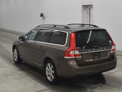 VOLVO V70