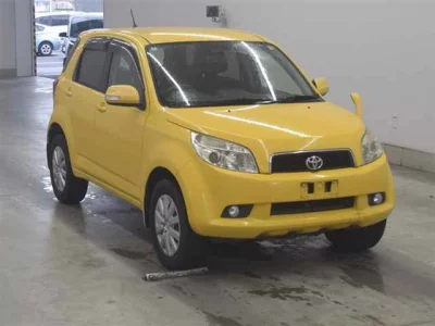 TOYOTA RUSH