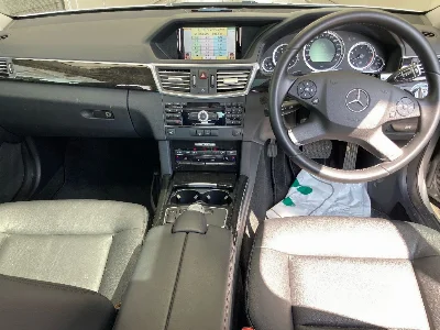 MERCEDES BENZ E CLASS