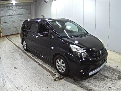 TOYOTA ISIS