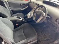 Цена авто Toyota Prius с аукционов Японии, номер кузова ZVW30, пробег 196 000, оценка 2