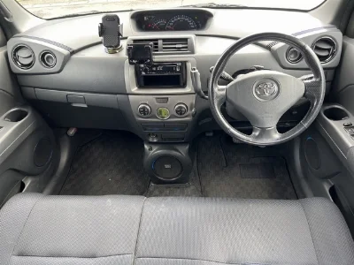 TOYOTA BB
