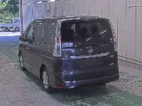 Цена авто Nissan Serena с аукционов Японии, номер кузова HFC26, пробег 92 000, оценка 8