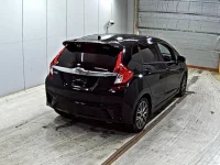 Цена авто Honda Fit с аукционов Японии, номер кузова GK3, пробег 124 000, оценка 8