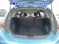 Цена авто Toyota Aqua с аукционов Японии, номер кузова NHP10, пробег 205 000, оценка 13
