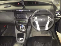 Цена авто Toyota Prius с аукционов Японии, номер кузова ZVW30, пробег 233 000, оценка 