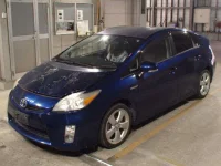Цена авто Toyota Prius с аукционов Японии, номер кузова ZVW30, пробег 233 000, оценка 