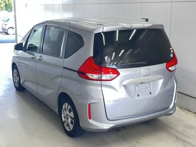 Статистика аукционов Honda Freed
