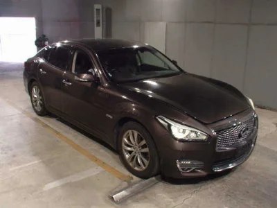 NISSAN FUGA