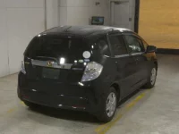 Цена авто Honda Fit с аукционов Японии, номер кузова GP1, пробег 143 000, оценка 4
