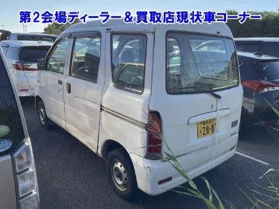 DAIHATSU HIJET VAN