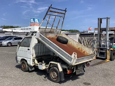 DAIHATSU HIJET TRUCK