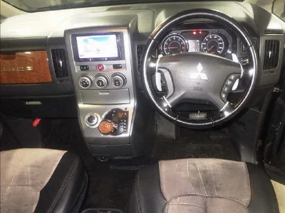 MITSUBISHI DELICA D5