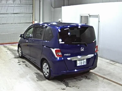 HONDA FREED