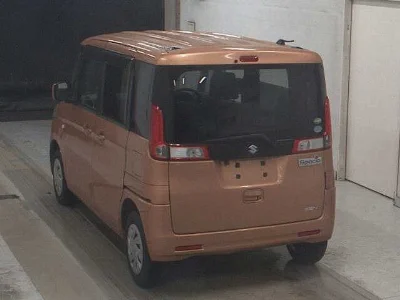 Suzuki Spacia