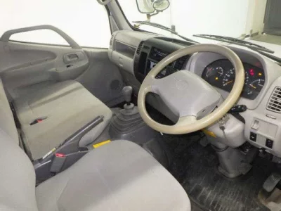 TOYOTA DYNA