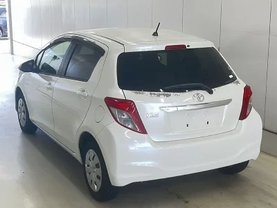 TOYOTA VITZ