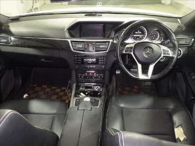 MERCEDES BENZ E CLASS