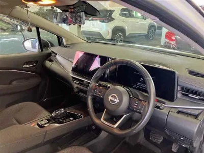 NISSAN AURA