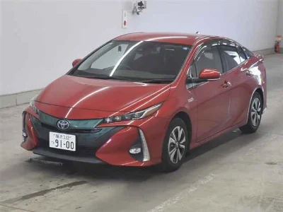 TOYOTA PRIUS PHV