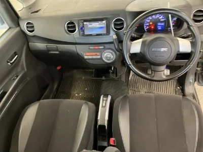 SUBARU LUCRA