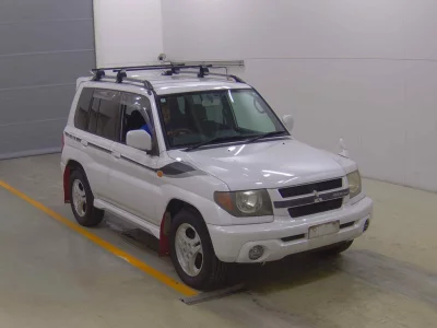 MITSUBISHI PAJERO IO