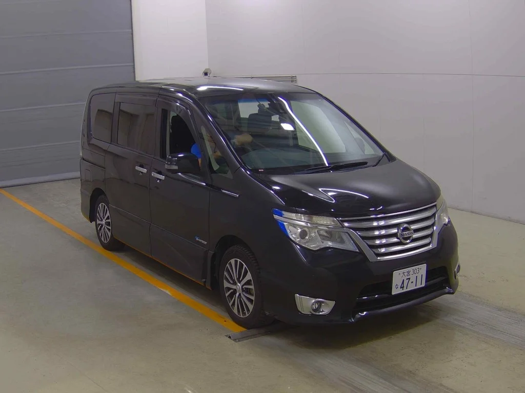 Nissan Serena 2016
