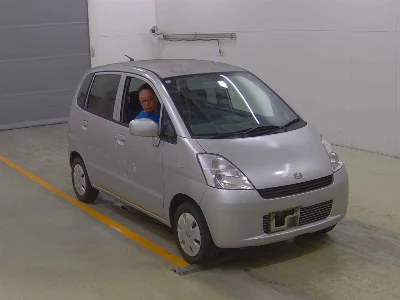 SUZUKI MRWAGON